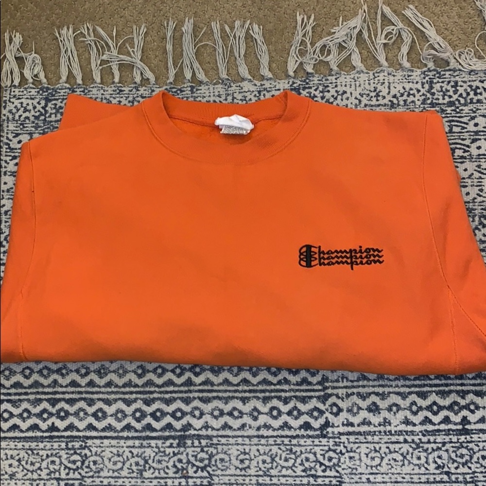 Champion pull over - Picture 1 of 5